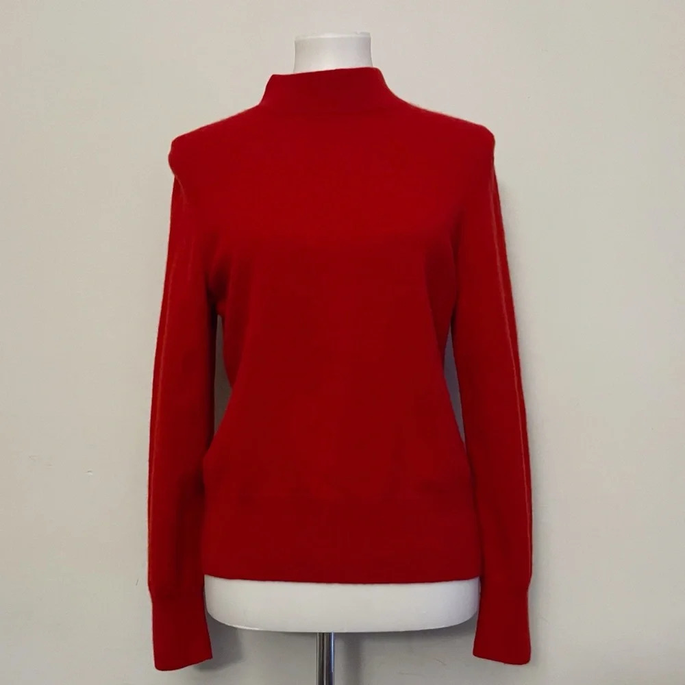 Prive cashmere red mockneck sweater medium classic chic Christmas winter